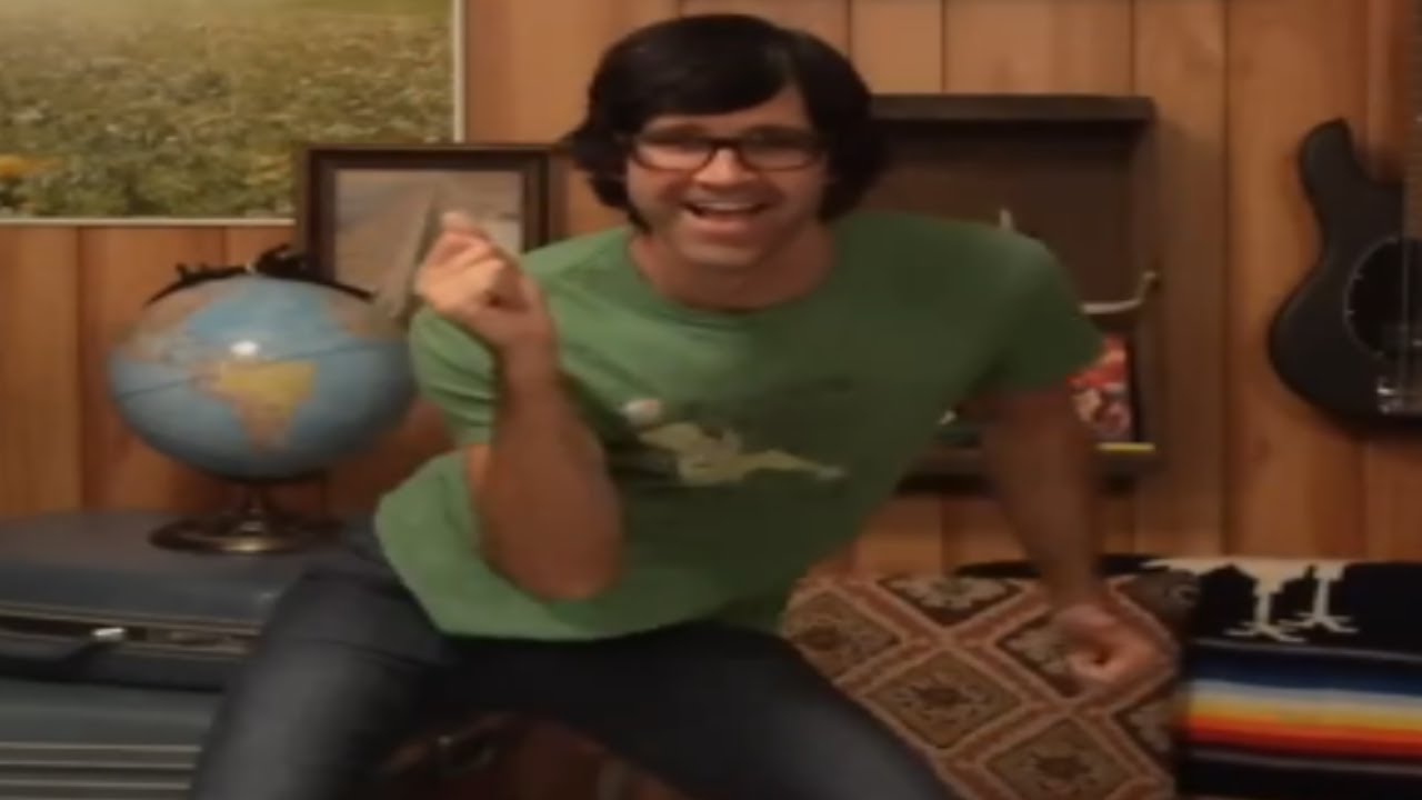 when them fajitas come out sizzlin!