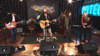 Kevin Welch performs "Come A Rain" on the Texas Music Scene chords