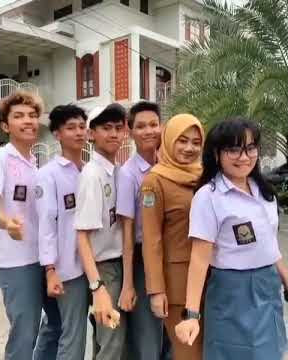 tiktok guru sama murid