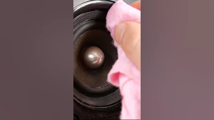 CLEAN Logitech satellite speaker