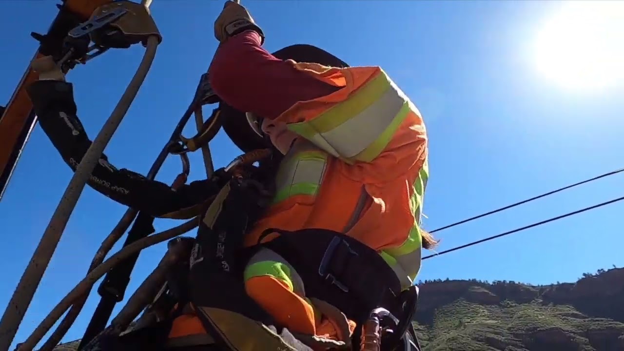 Bridge Climber Lexi Kimes