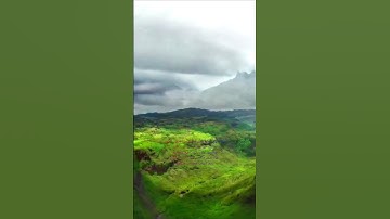 سورة الكهف اية 31 - بصوت جميل - أُوْلَئِكَ لَهُمْ جَنَّاتُ عَدْنٍ