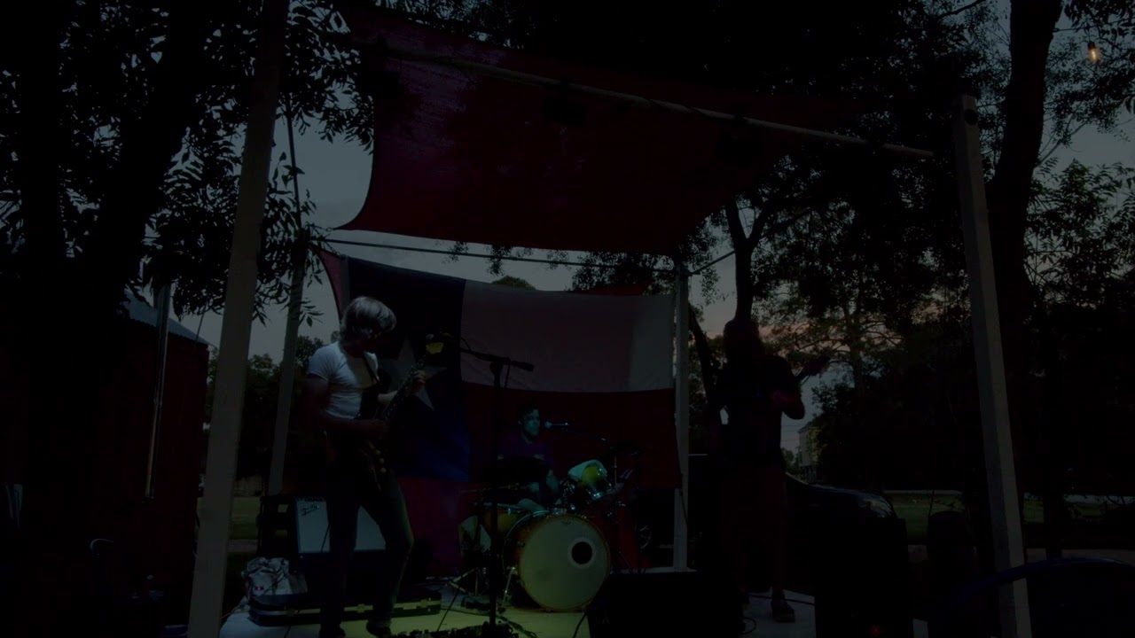 AMode - Keep Up (Live)