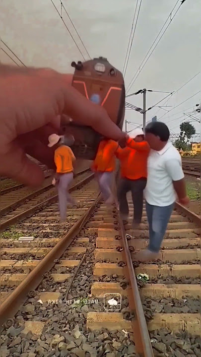 Train Railway Squeeze #ai