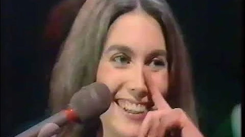 Emmylou Harris on Russell Harty TV Show - songs an...
