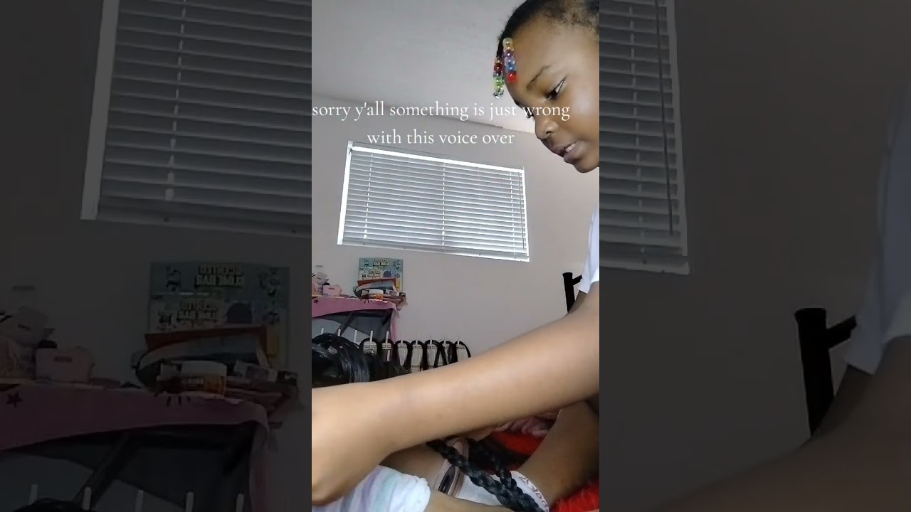 My first time doing aclica keys braids with smedium konttless braids 