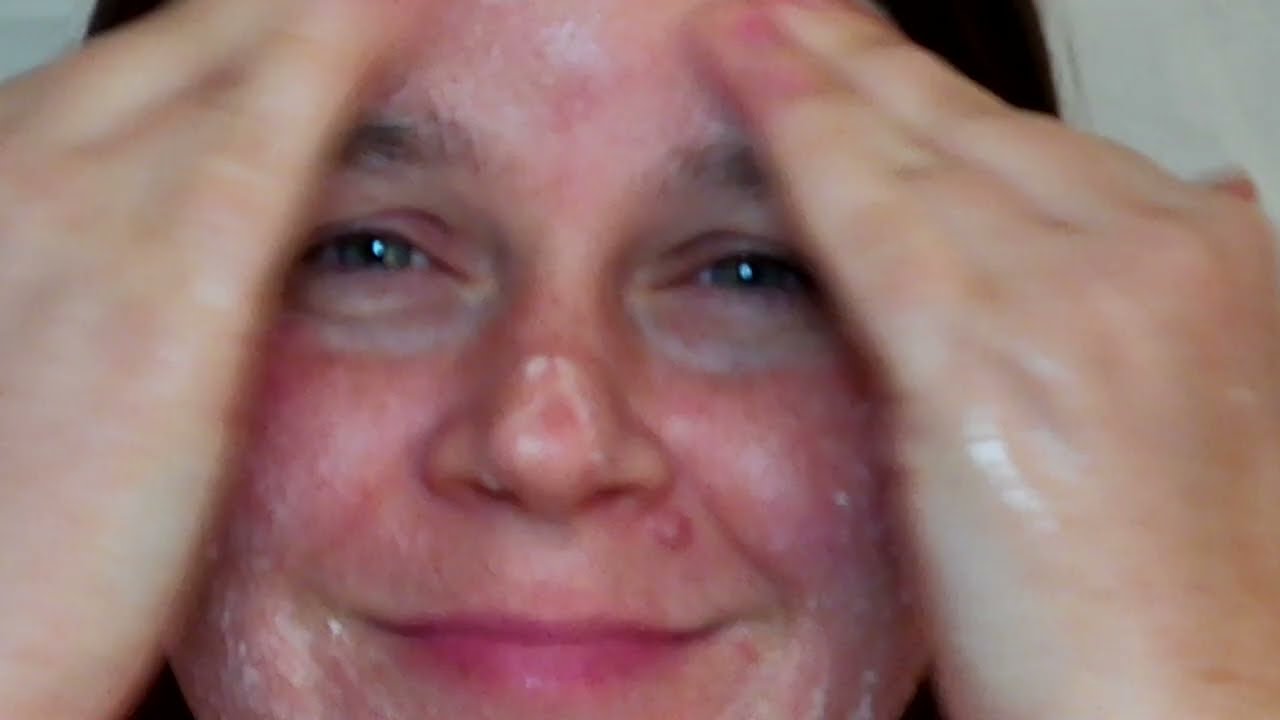 منظف تفتيح و تبييض البشره