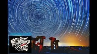 Karna mereka - mencoba berdiri (lyrics) #karnamereka #mencobaberdiri #kawankarnamereka