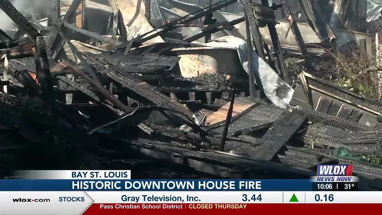 Fire rips through century-old home in Old Town Bay St. Louis - YouTube