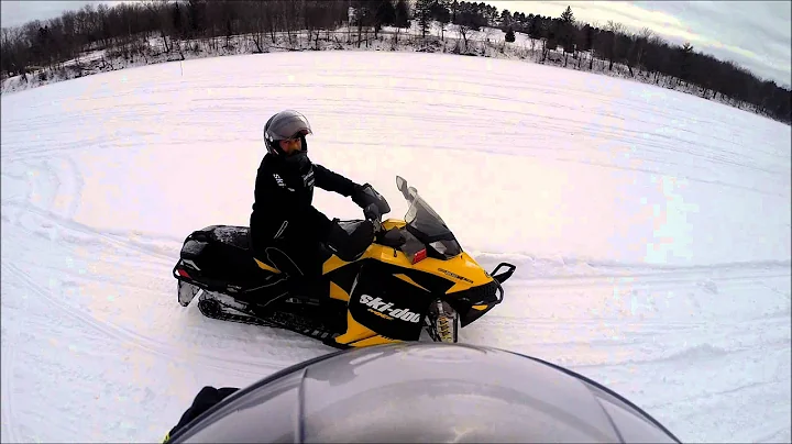 Ski Doo etec: 800 vs 600 drag race 1.16.15