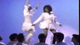 Pepsi Shirlie - Heartache