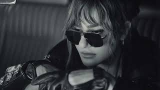 Derya Bedavacı - Çık Artık Aklımdan Official Video