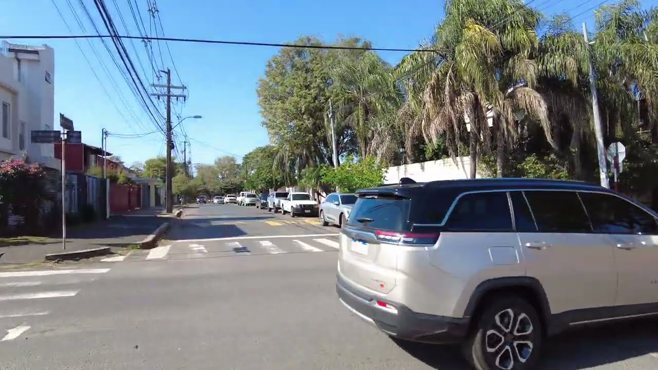 Calle Moisés Bertoni, Barrio San Cristobal, Asuncion, Paraguay