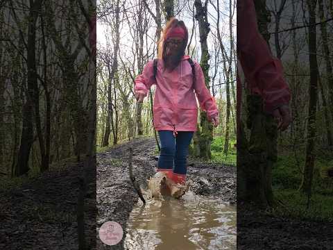 Splashing through a deep puddle in my #rubberboots #hunterboots