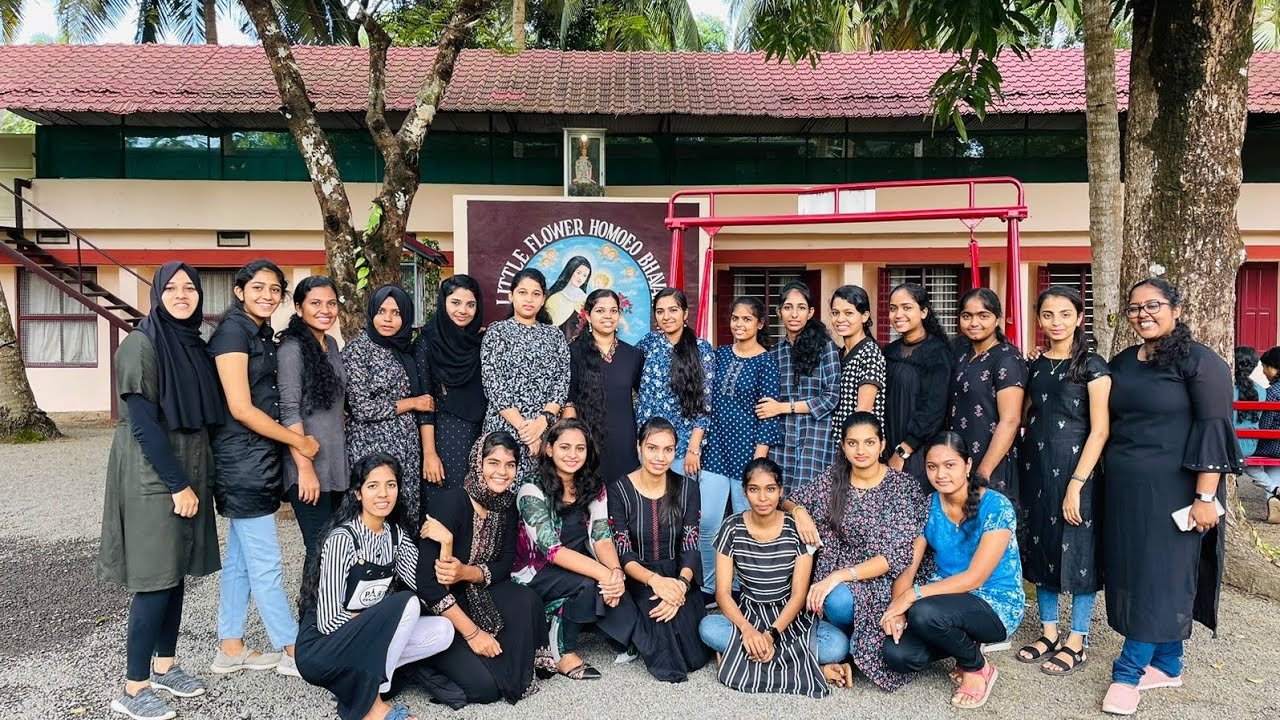 Freshers Dance |Little Flower College Guruvayoor| MCom 2022|