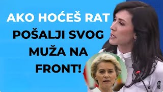 Podnesi Ostavku, Ursula