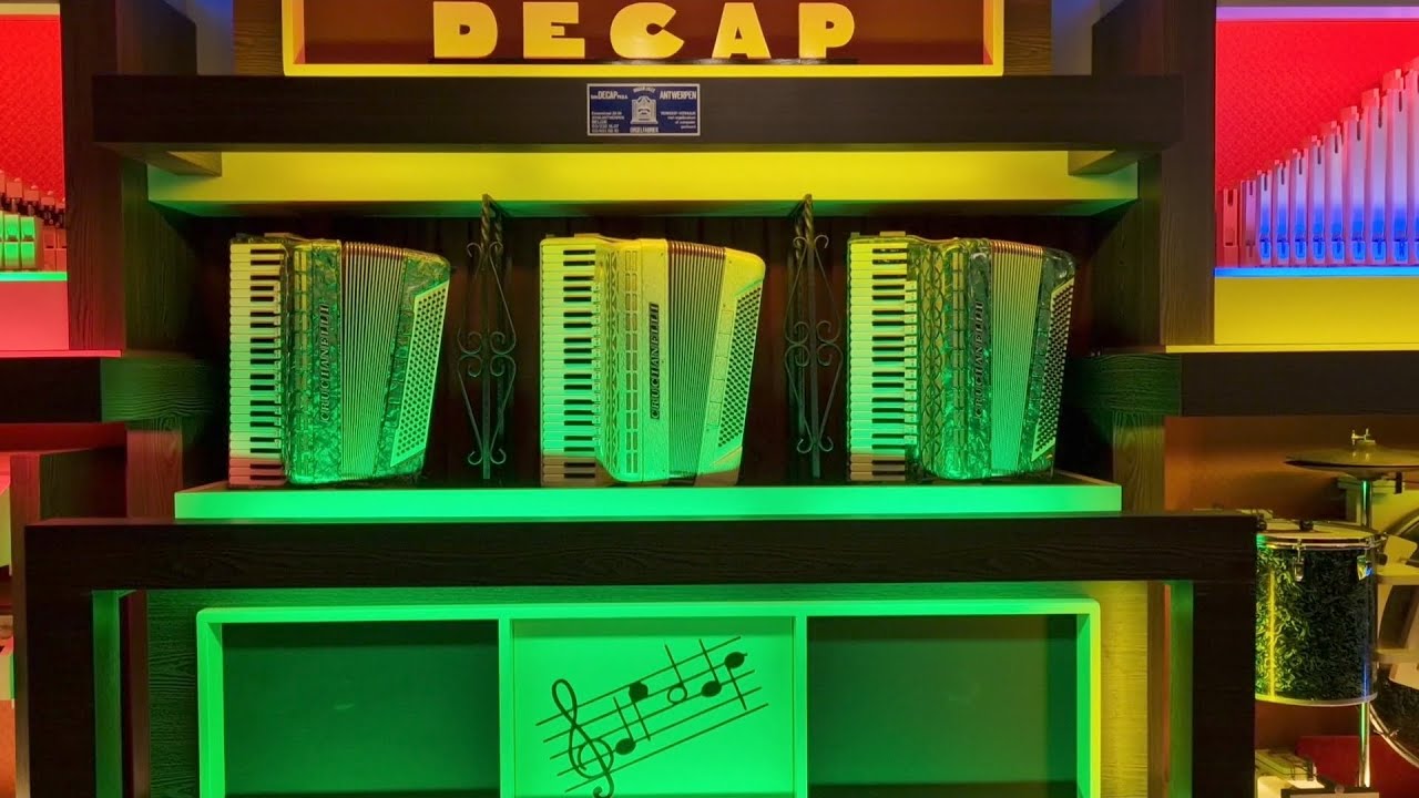 Decap Extra Speciaal Speelt: Gangnam Style