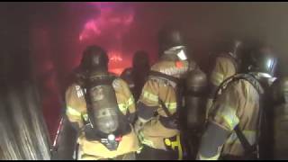 Treinamento de Combate a Incêndio Estrutural em Container - Rollover / Flashover