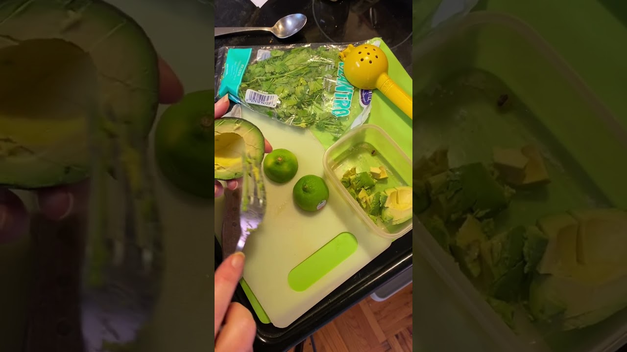 Homemade AIP Friendly Guacamole 🥑