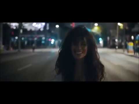 Video: Camila Cabello Je Naredila Stalno