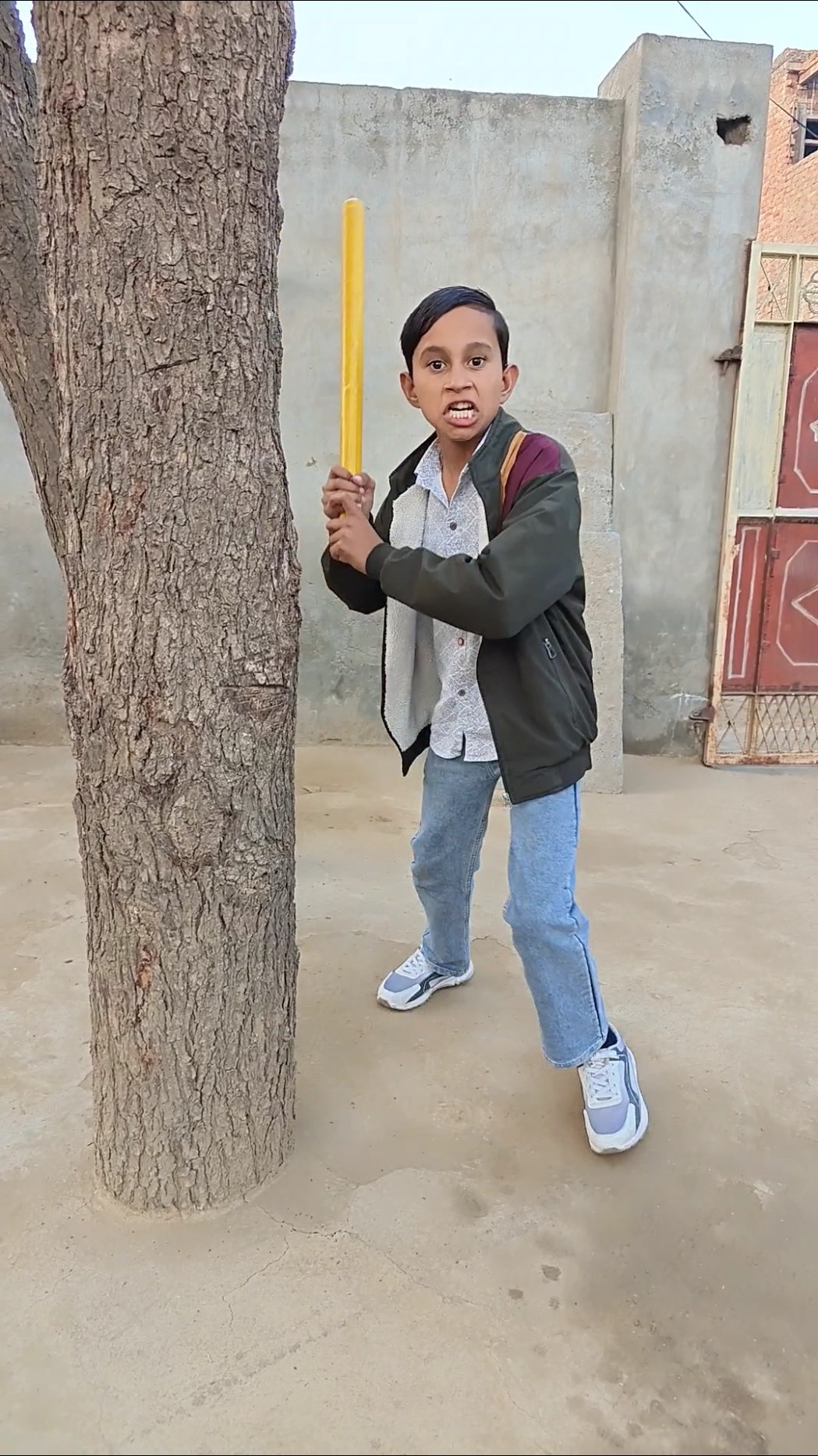 Aaj to bhai ne Bacha liya ? #shorts