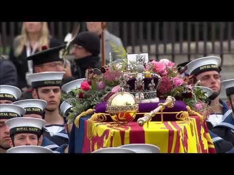 Vídeo: El duc de Windsor tocava la gaita?