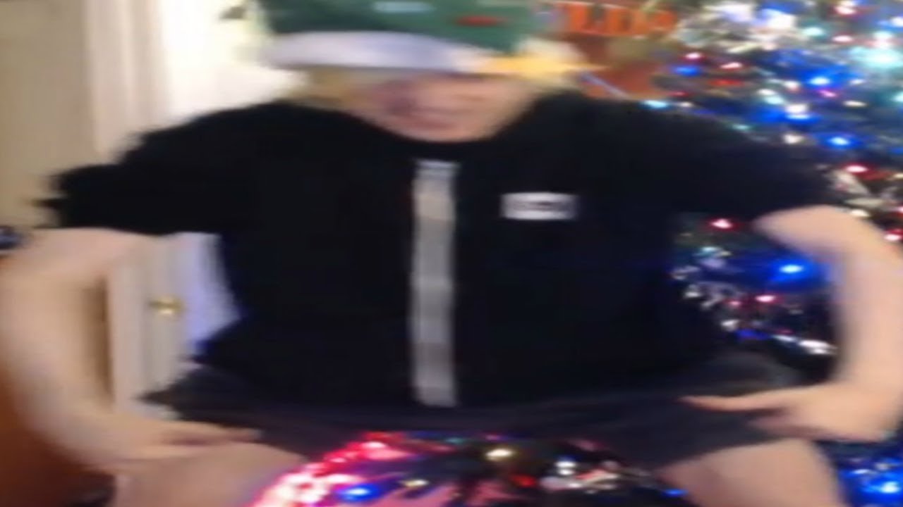 xQc: The Gaming Warlord