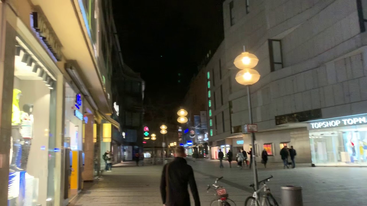Munich city centre 04 02 20 - YouTube