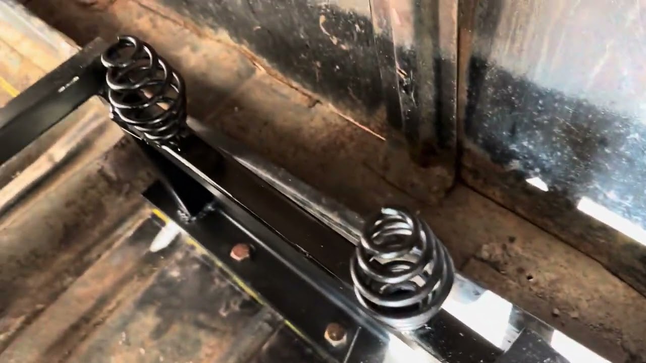 Seat mounted 37 Ford RatRod Truck ￼