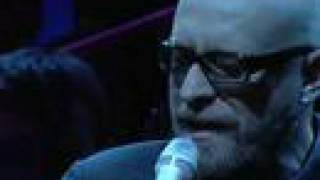 Video voorbeeld van "Mario Biondi & Duke Orkestra Live - "Close to You""