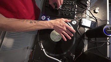 BASIC BEGINNER SCRATCHING ON VINYL DJ LESSON FOR THE NEW TURNTABALIST BY ELLASKINS THE DJ TUTOR