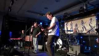 delbert mcclinton sending me angels old weakness comin on strong lucerna 15112014