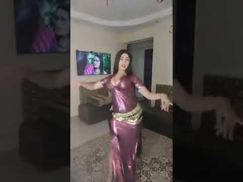 الفنانة الاستعراضية دوسة