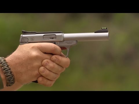 Smith & Wesson's New Sport Pistol - The SW22 Victory: Guns & Gear