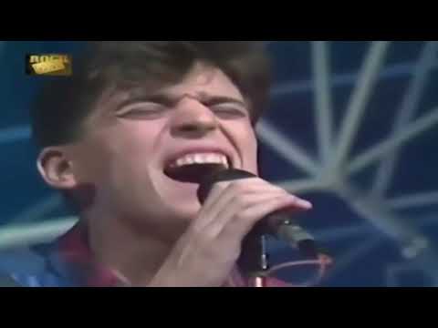 VIDEOMIX AKUNDU DVJ ZOOM