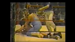 Barbed Wire Dutch Mantell vs Jerry Lawler