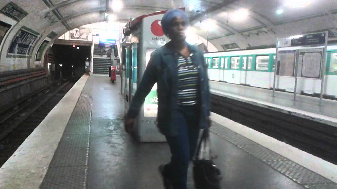 MF67D Ligne 12 RATP Porte de la Chapelle YouTube