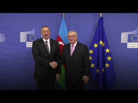 Video: Jean-Claude Juncker Avropa Komissiyasının rəhbəridir