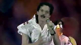 Devo - The Day My Baby Gave Me A Surprise (rare TV clip 1979)