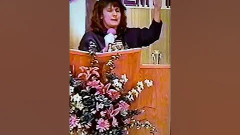 Darlene Combs - Jesus Is Coming Soon