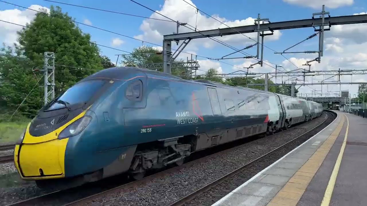 Trains at Lichfield Trent Valley, WCML - 20/05/25