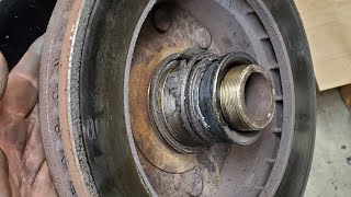 Customer States Car Pulling to One Side #shorts
My Nephew (the customer) complained that the truck was pulling to one side and when I removed the wheel the whole wheel bearing was gone . Customer States Car Pulling to One Side #shorts