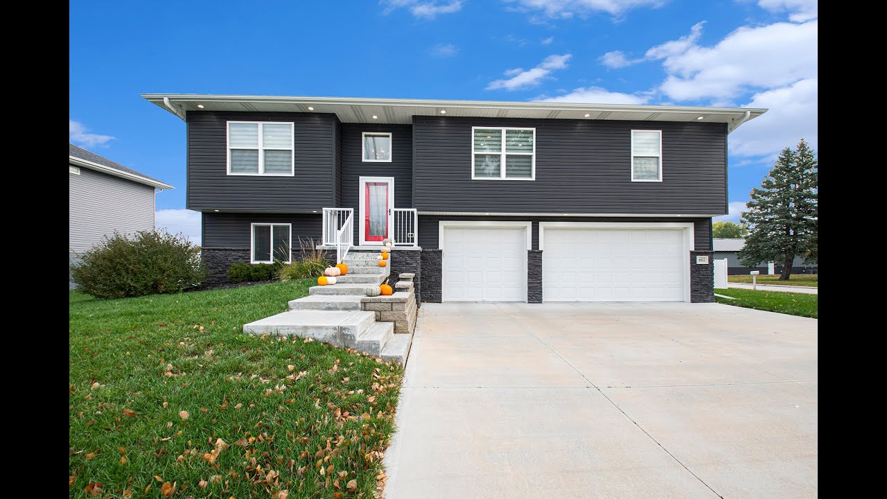 New Listing in Waterloo, Nebraska!