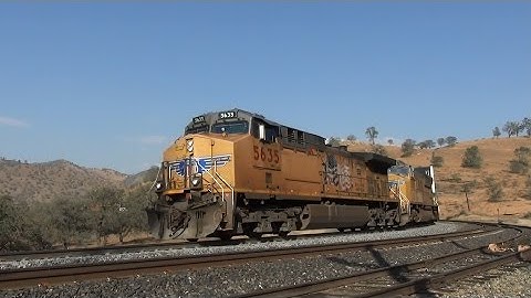UP double stack train downhill from Tehachapi Loop