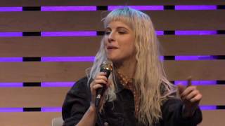 Paramore - Fake Happy [Live In The Lounge] Resimi
