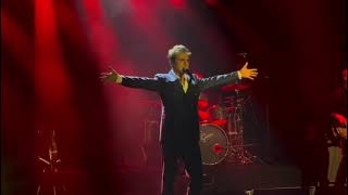 Teoman - Kupa Kızı Ve Sinek Valesi (Canlı)