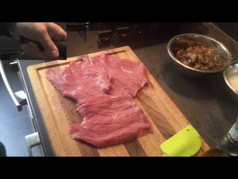 Vidéo: Escalopes De Veau Aux Champignons