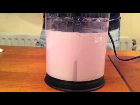 how-to-make-a-pineapple-banana-smoothie!-the-weekly-smoothie-week#6