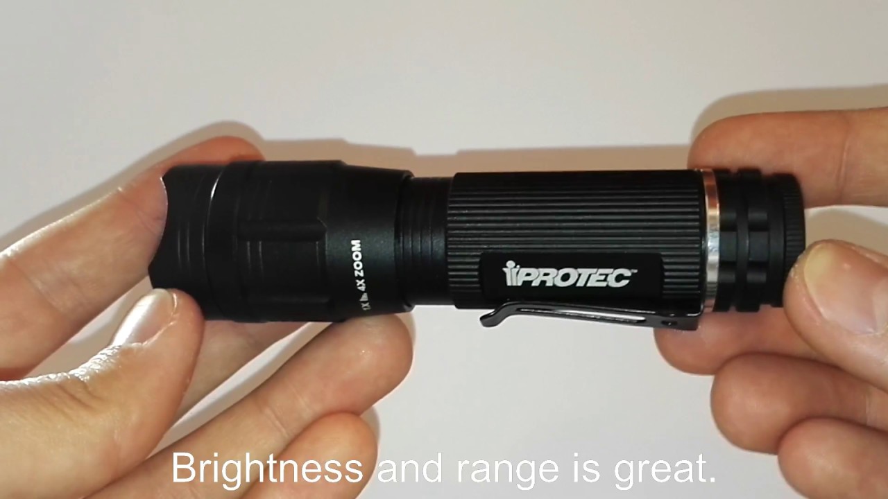 iProtec PRO 220 Flash Light Tactical LED Torch 220 Lumens 4X Zoom Magnetic Base 