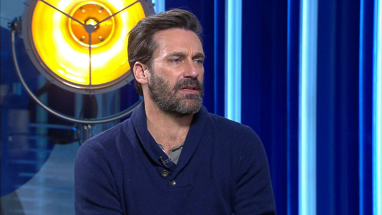 Jon Hamm Talks Fame, Twitter And Mad Men On Entertainment Week - YouTube